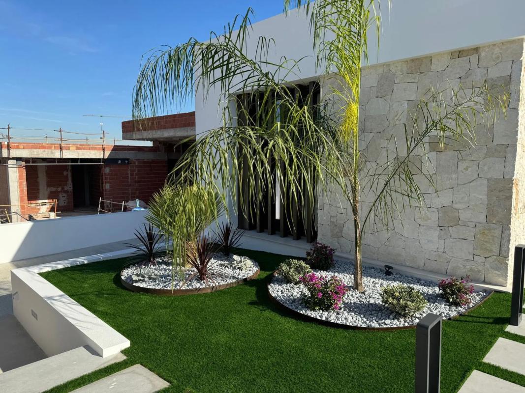 Properties for sale and rent in Spain photo 4