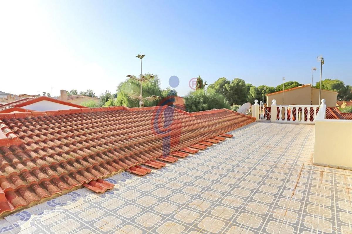 Недвижимость на продажу и в аренду в Испании photo 2