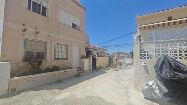 Casa independiente en Parque del Duero thumbnail 2