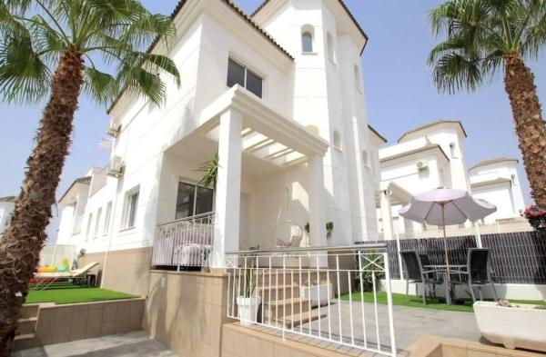 Casa independiente photo 1