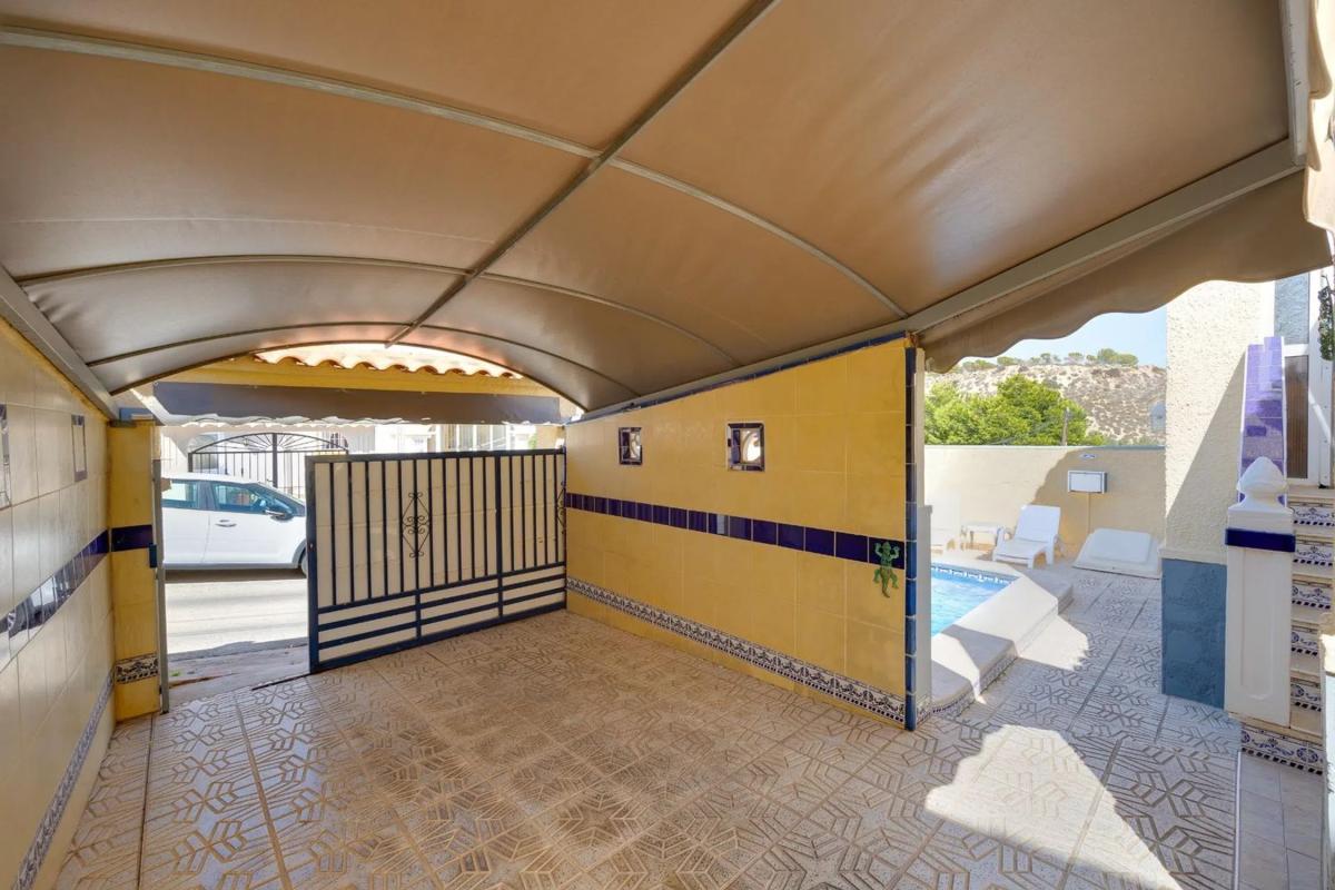 Propiedades en venta y alquiler en España photo 2