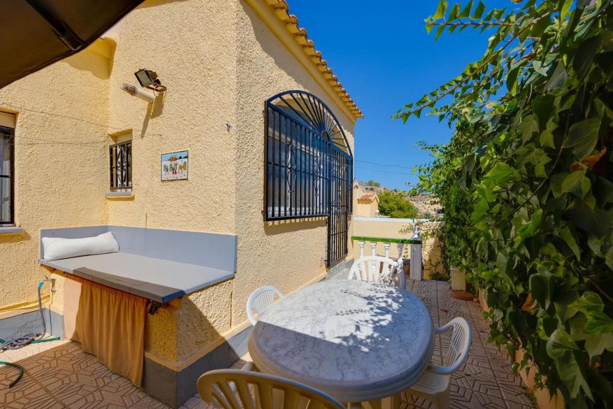 Properties for sale and rent in Spain photo 5