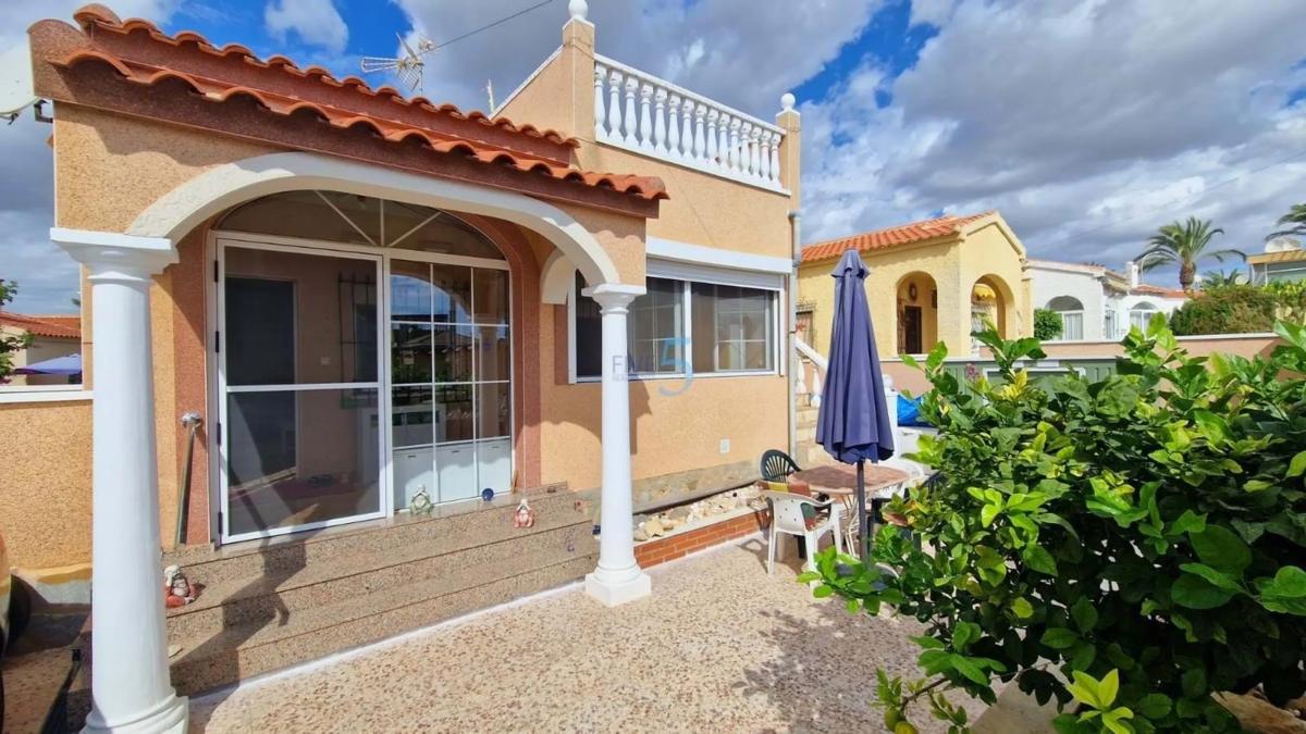Propiedades en venta y alquiler en España photo 2