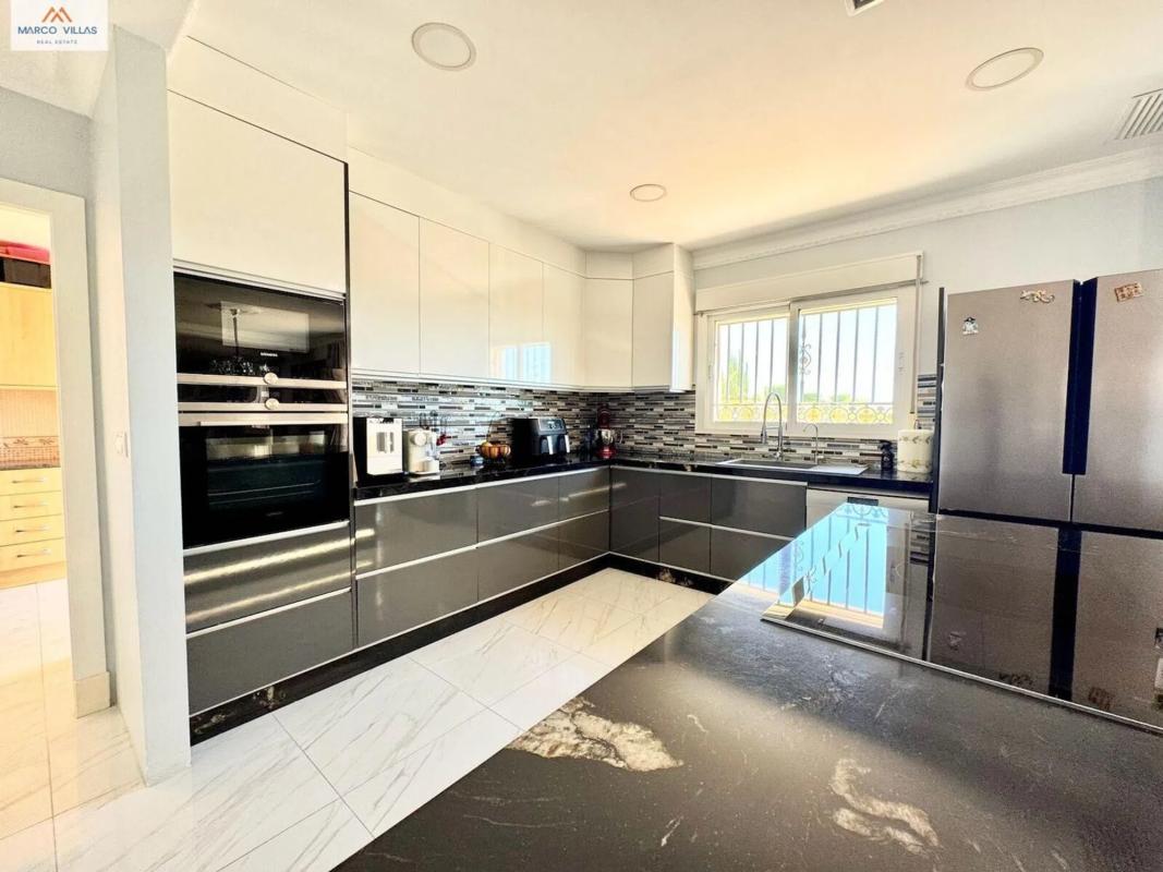 Properties for sale and rent in Spain photo 3