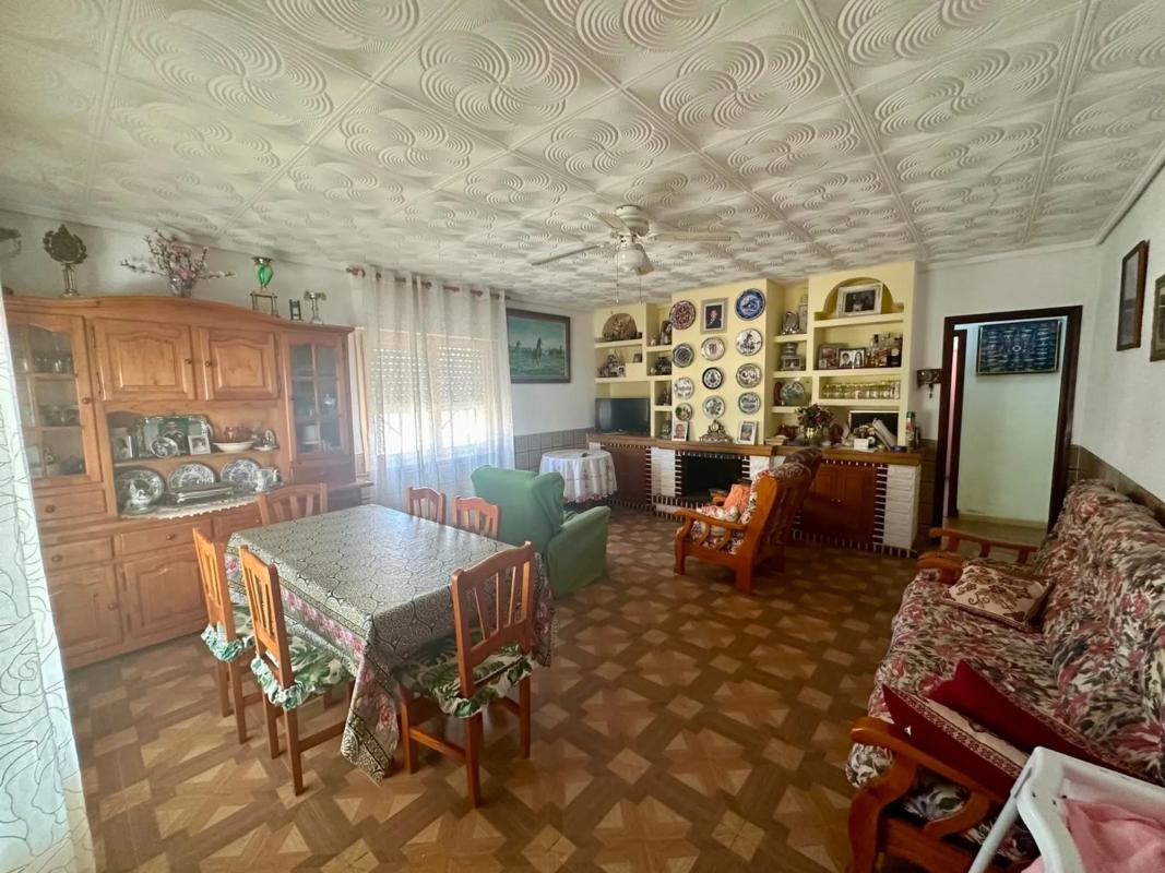 Недвижимость на продажу и в аренду в Испании photo 4