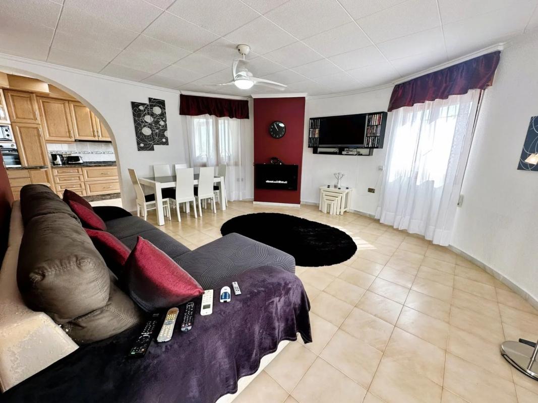 Недвижимость на продажу и в аренду в Испании photo 4