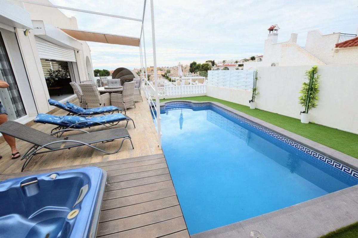 Propiedades en venta y alquiler en España photo 2
