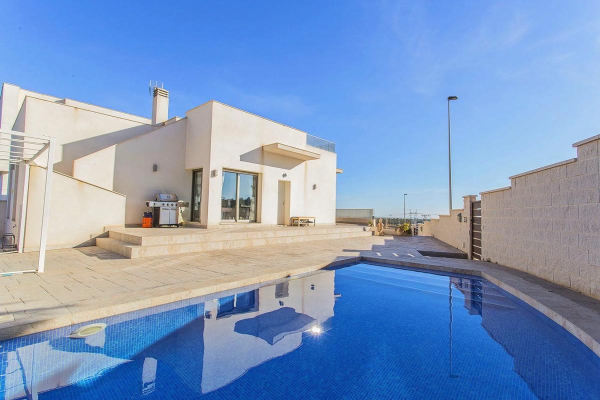 Недвижимость на продажу и в аренду в Испании photo 5