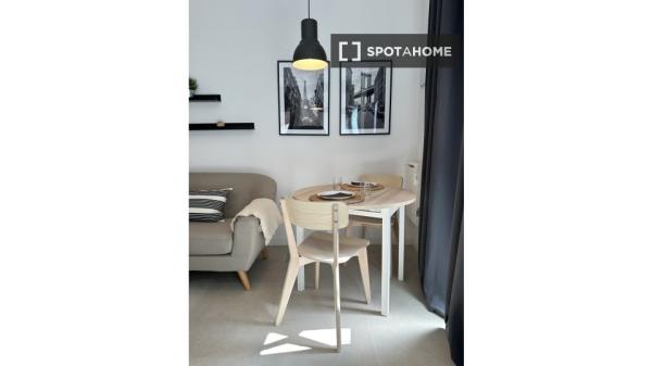 Apartment for rent in C. Guitarra , Madrid thumbnail 1