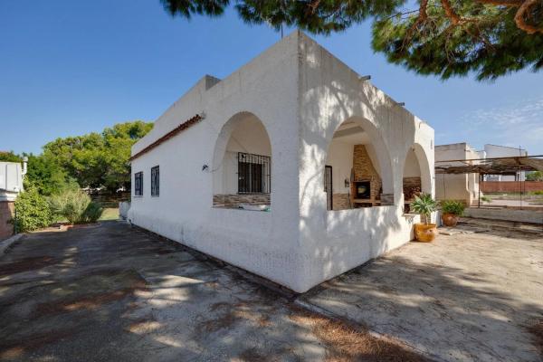 Casa independiente en calle Isla Grosa Bal, 27 photo 1