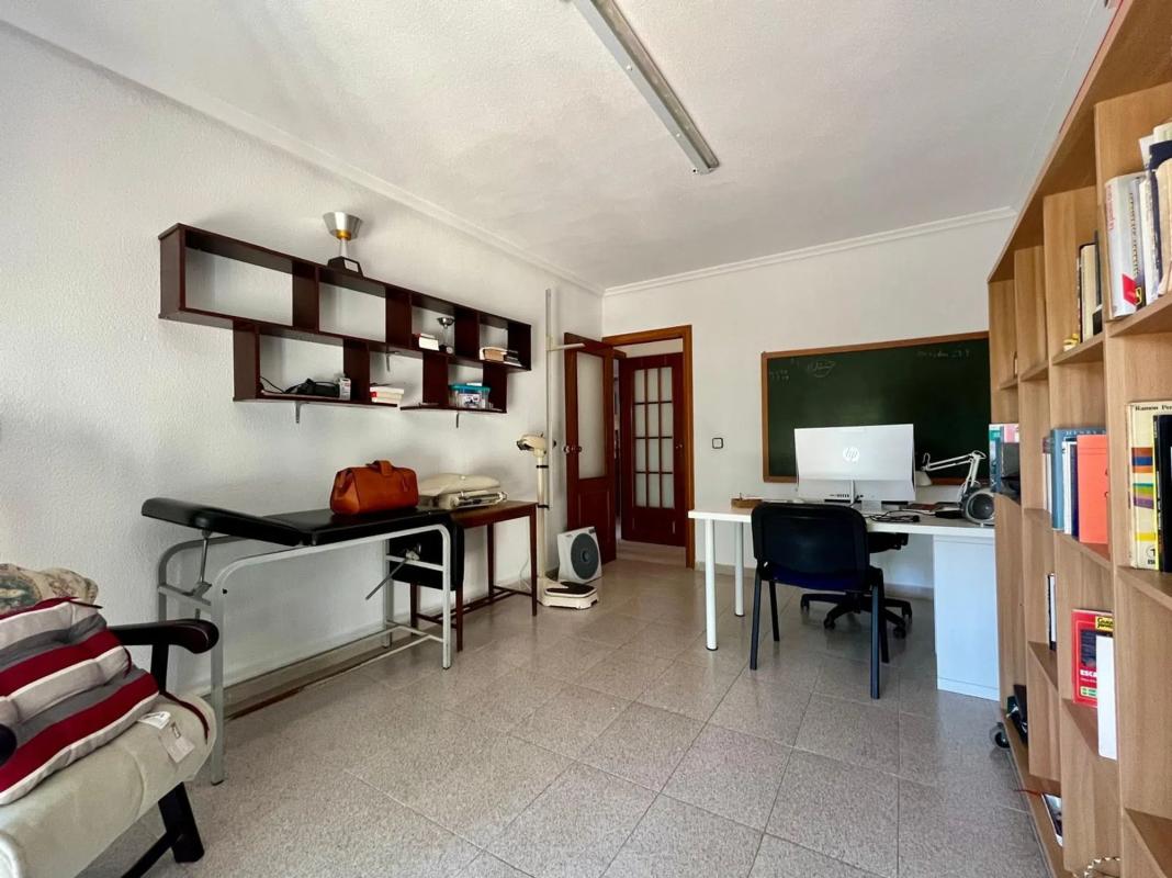 Properties for sale and rent in Spain photo 5