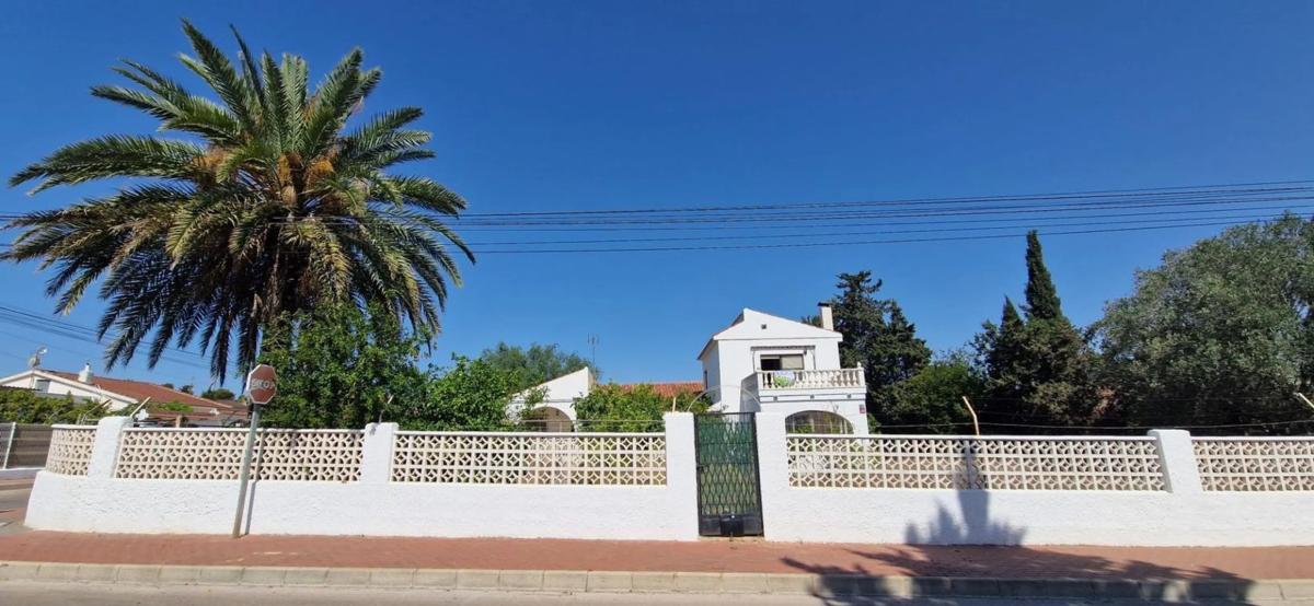 Properties for sale and rent in Spain photo 2