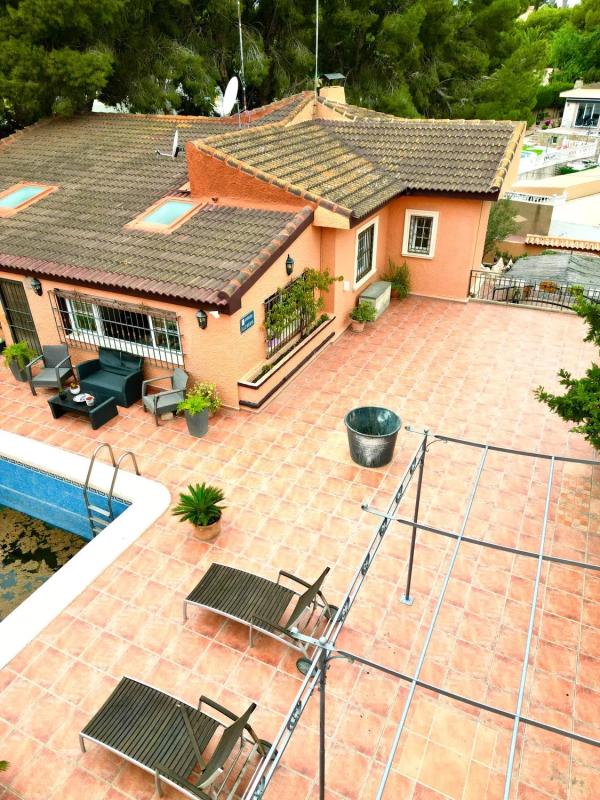 Properties for sale and rent in Spain photo 5