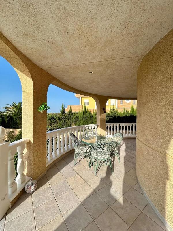 Properties for sale and rent in Spain photo 5