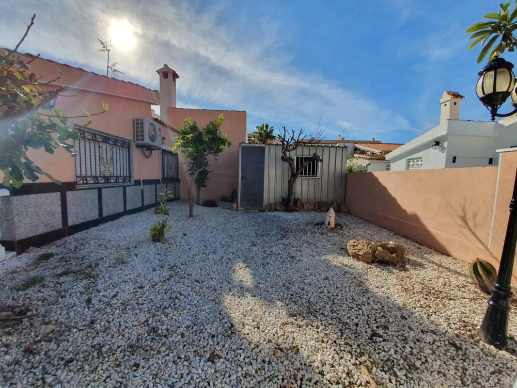 Properties for sale and rent in Spain photo 3