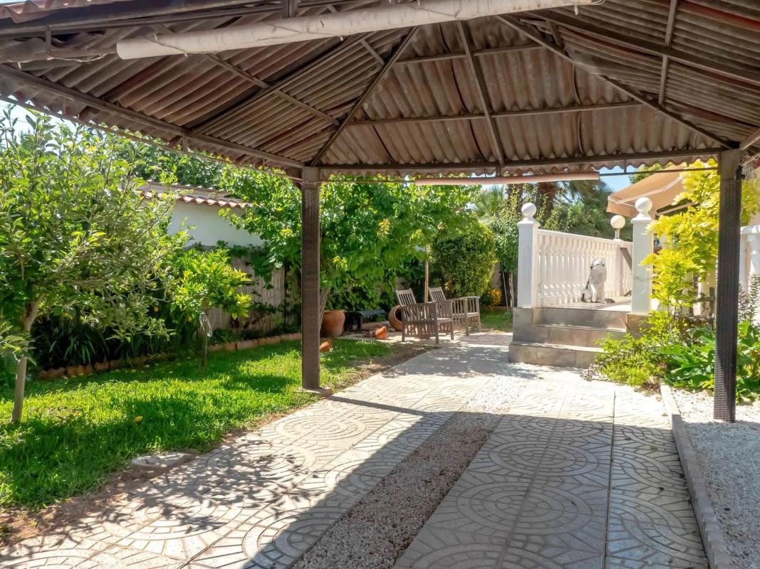 Properties for sale and rent in Spain photo 4