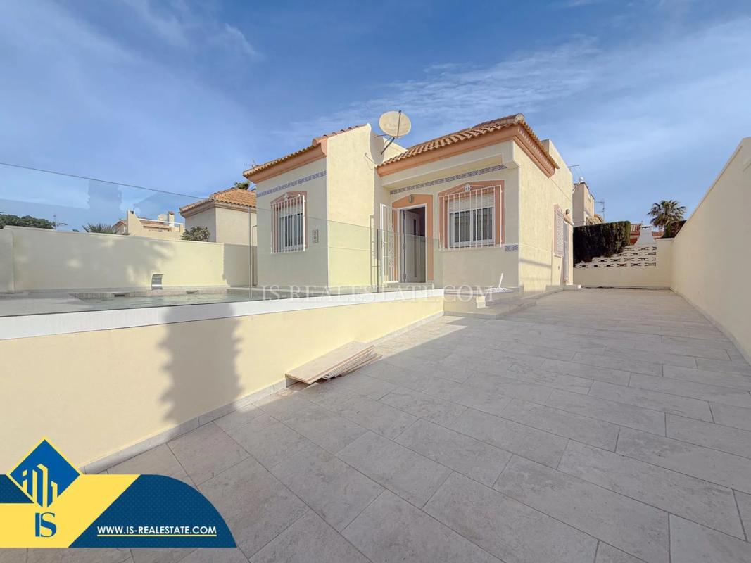 Properties for sale and rent in Spain photo 4