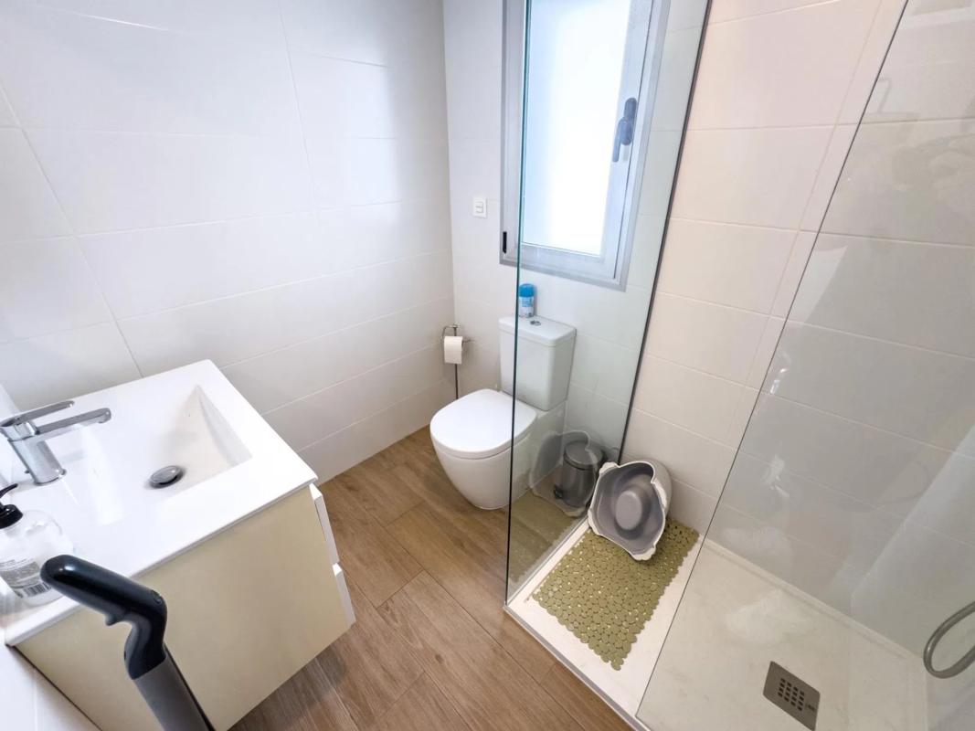 Properties for sale and rent in Spain photo 4