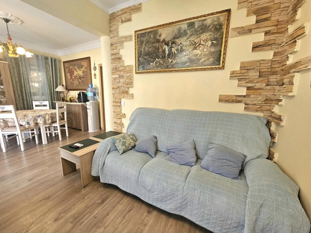 Properties for sale and rent in Spain photo 2