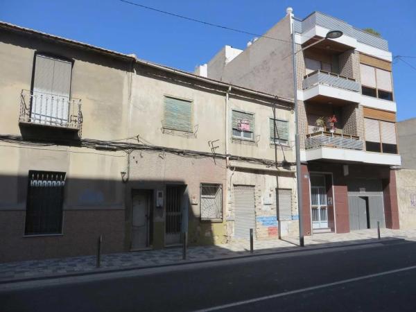 Edificio en Albatera photo 1