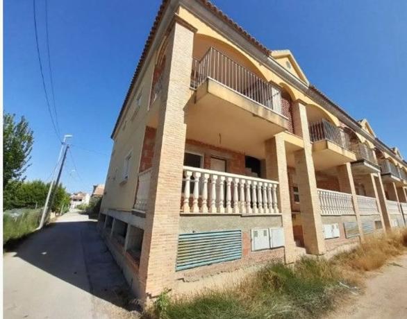 Edificio residencial en carretera Molins, 20 thumbnail 1