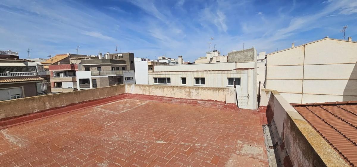 Propiedades en venta y alquiler en España photo 2