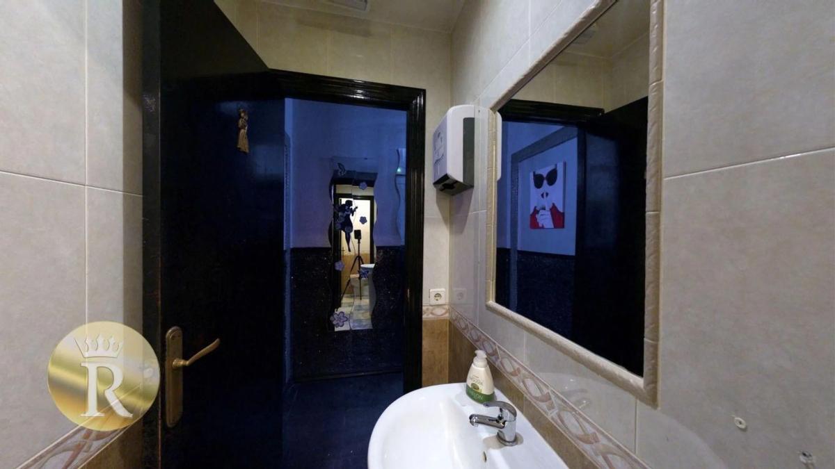 Edificio Residencial de 706m2 en venta en Torrevieja photo 1
