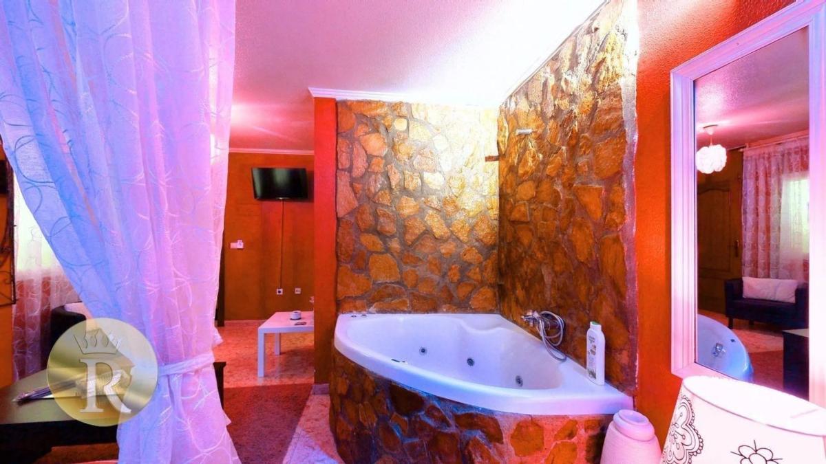 Edificio Residencial de 706m2 en venta en Torrevieja photo 3