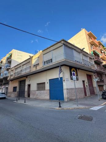 Edificio en Barrio Altabix photo 1