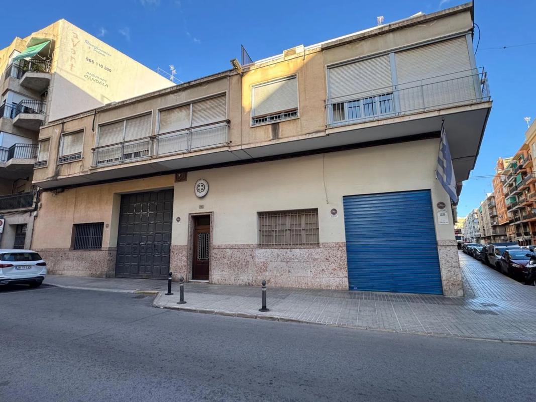 Propiedades en venta y alquiler en España photo 2