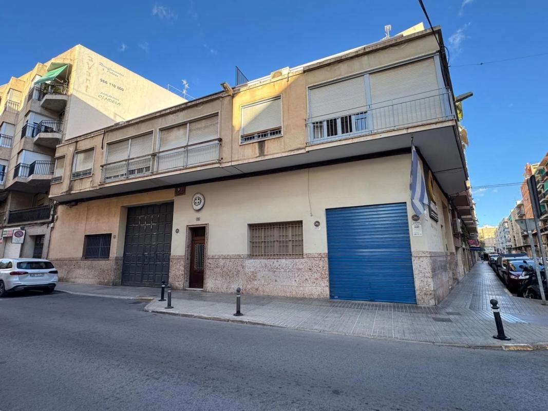 Propiedades en venta y alquiler en España photo 3