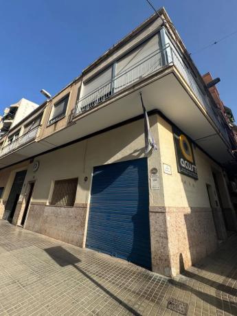 Edificio en calle Cayetano Martínez photo 4