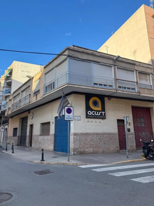 Propiedades en venta y alquiler en España photo 5