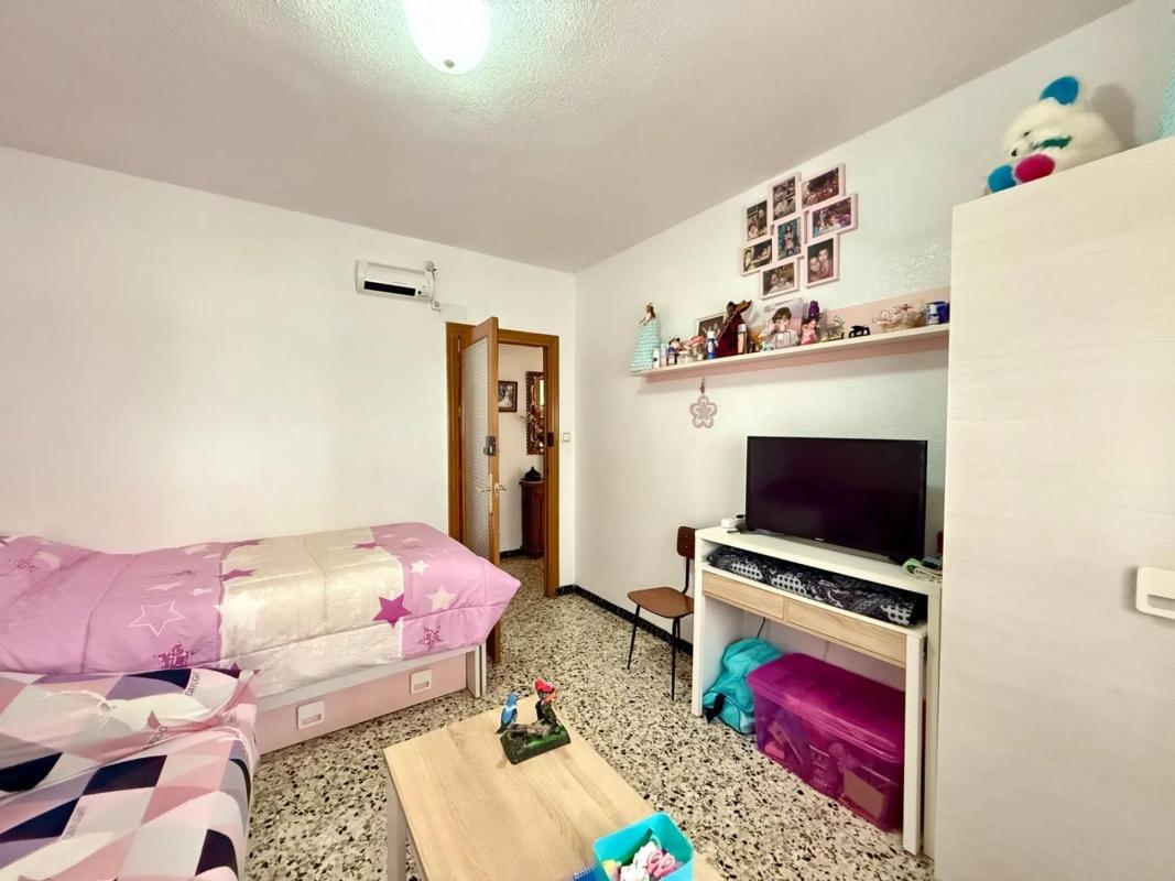 Properties for sale and rent in Spain photo 3