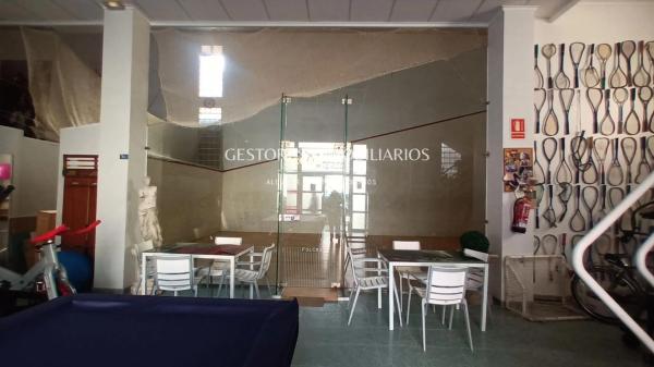 Edificio en Cocentaina photo 1