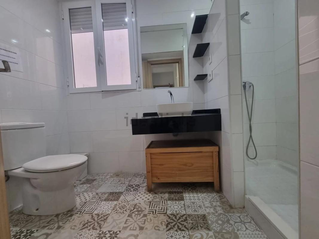 Здание Жилой площадью 348м2 на продажу в Аликанте / Алакант photo 2
