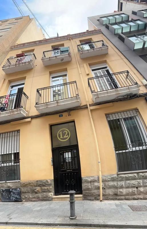 Propiedades en venta y alquiler en España photo 3