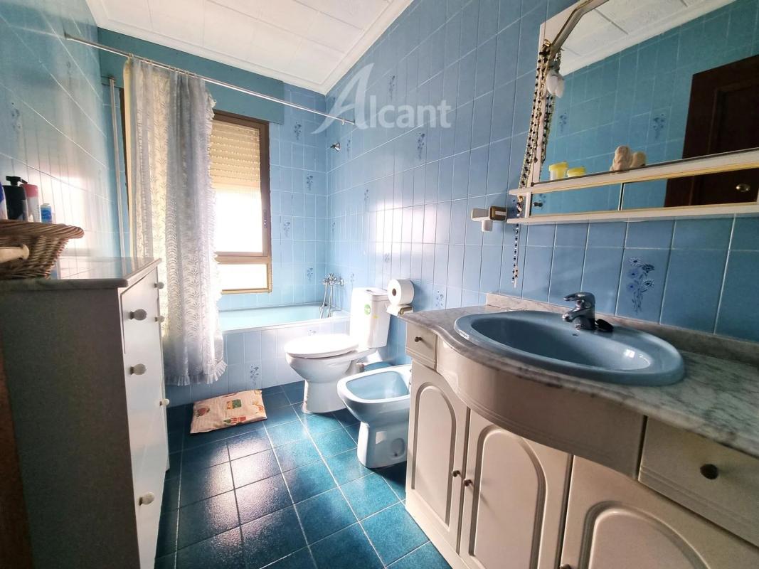 Building Residential of 380m2 for sale in San Juan de Alicante photo 4