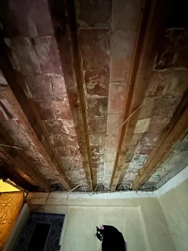Budynek Mieszkalny o powierzchni 545m2 na sprzedaż w Alcoy photo 1