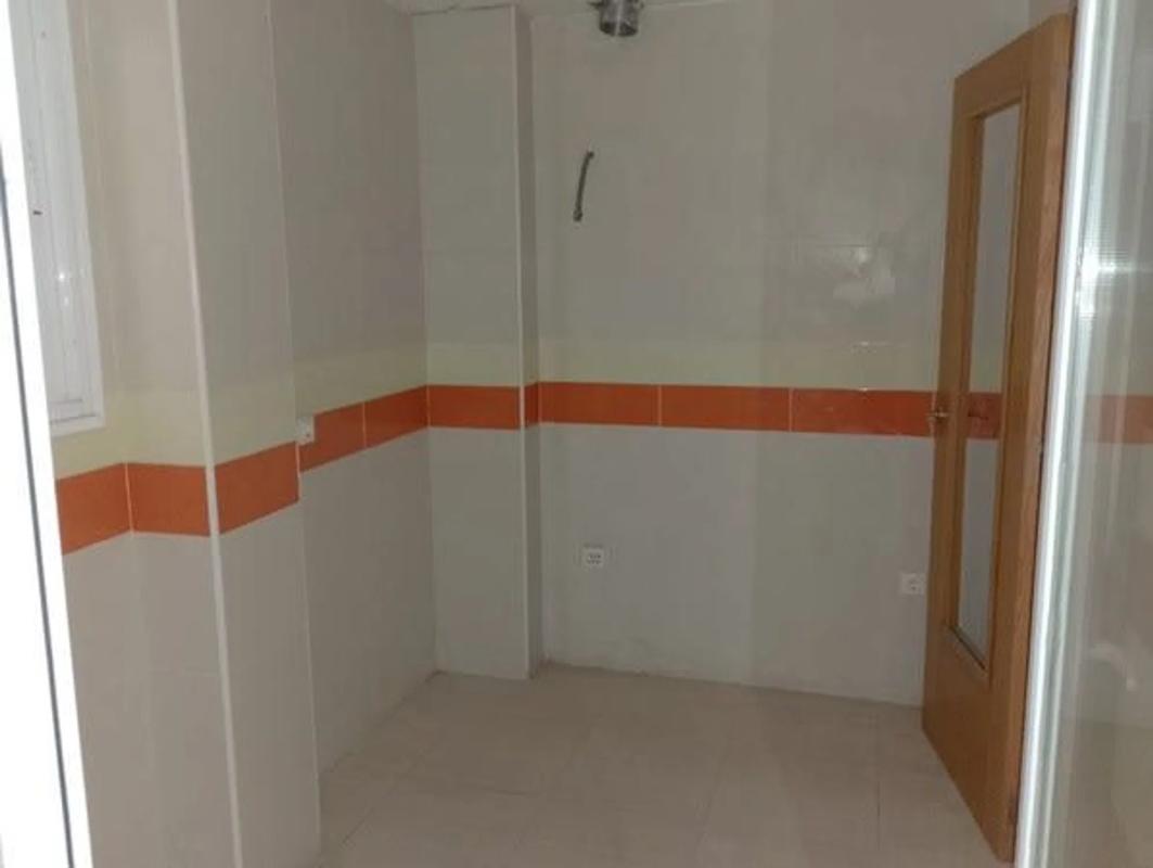 Propiedades en venta y alquiler en España photo 1