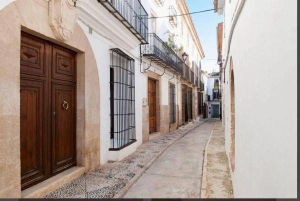 Edificio en Benissa pueblo photo 1