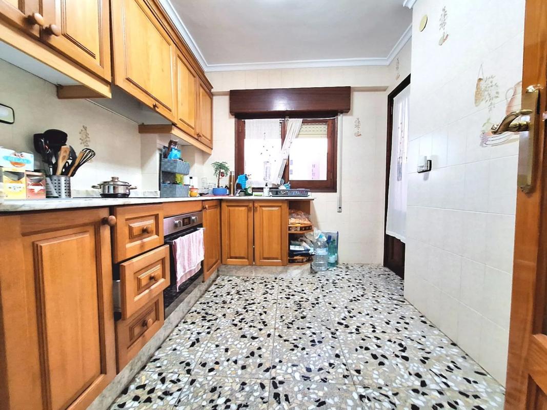 Propiedades en venta y alquiler en España photo 3