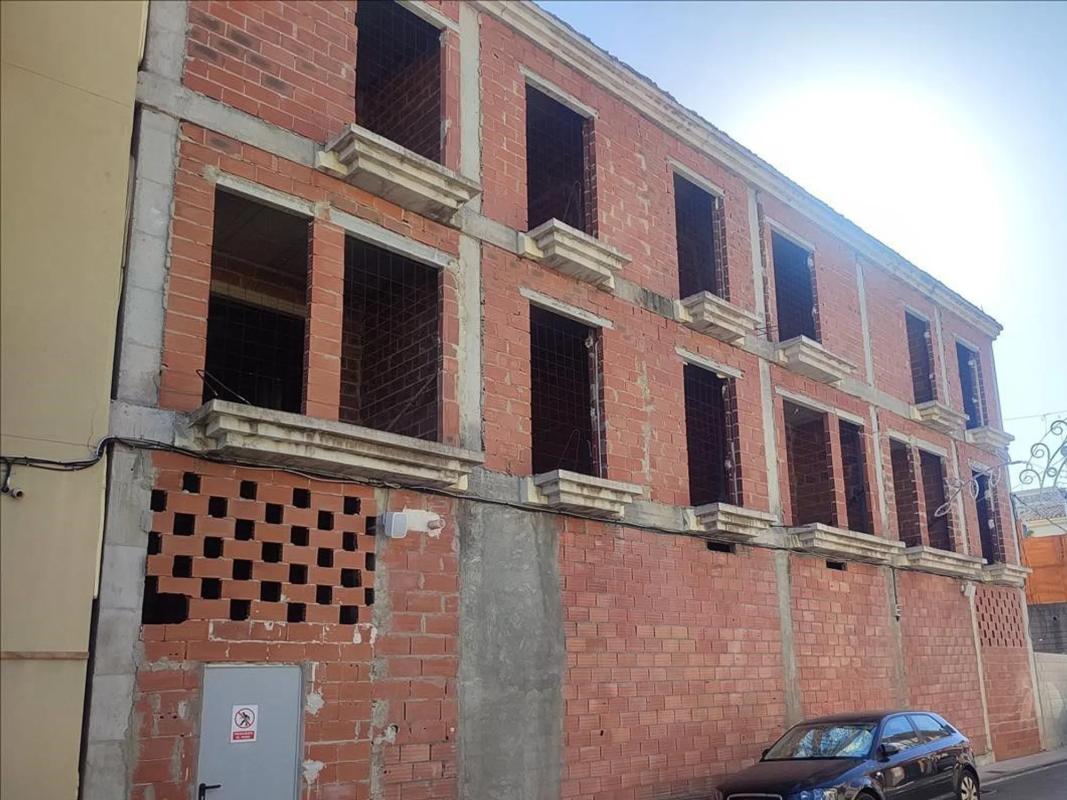 Propiedades en venta y alquiler en España photo 2