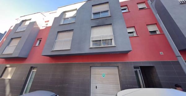Edificio de uso mixto en calle Polseguera, 6 photo 1