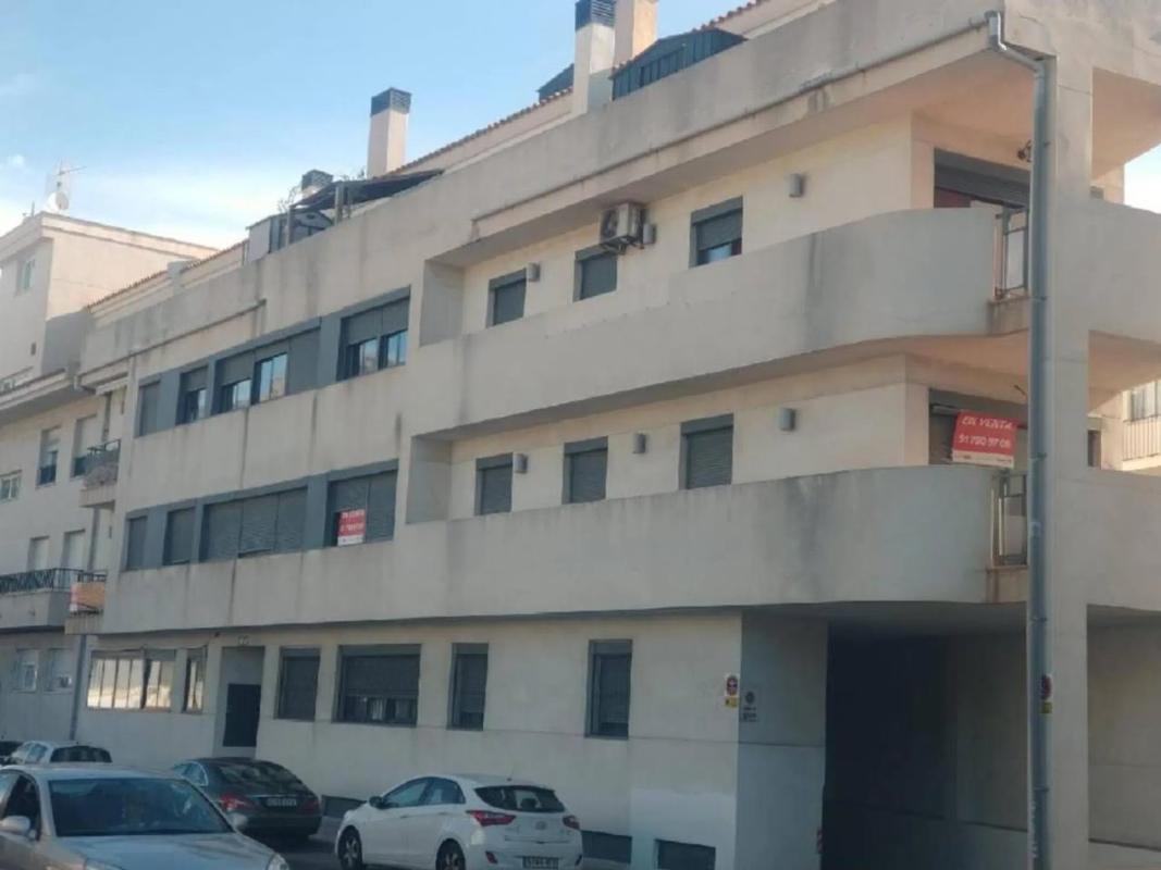 Propiedades en venta y alquiler en España photo 3