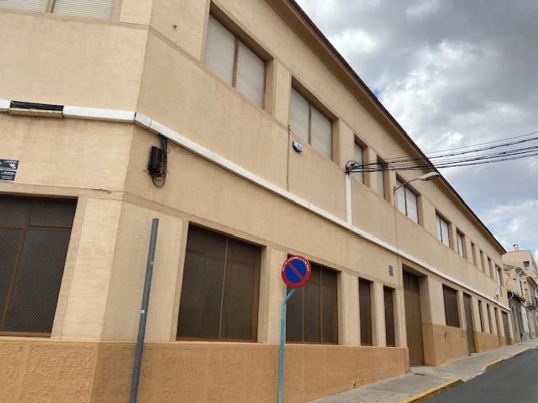 Propiedades en venta y alquiler en España photo 1