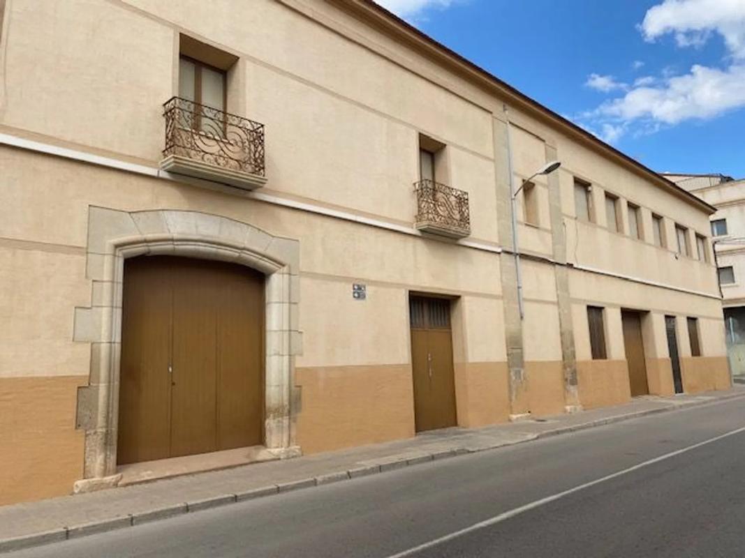 Propiedades en venta y alquiler en España photo 2