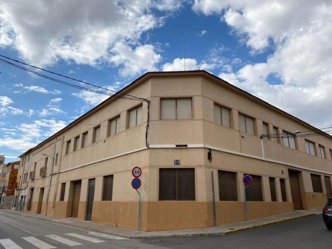 Propiedades en venta y alquiler en España photo 5