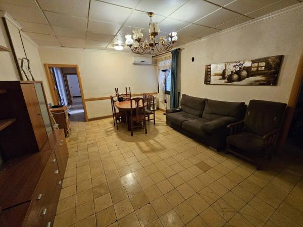 Piso en venta en Maestro Carrascosa - Banda de Música, Villena
photo 1