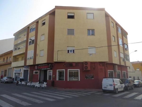 Квартира на продажу на  Calle la Libertad, 7, Сакс photo 1